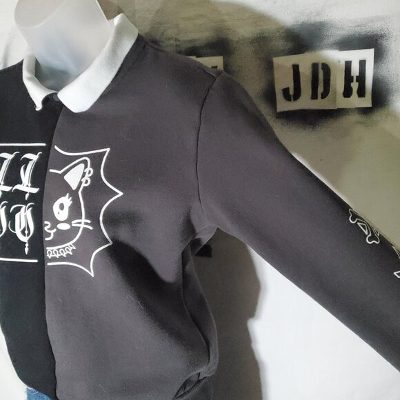 Inquisitormaster Collared Graphic Sweatshirt Marked Adult Small - Picture 11 of 16